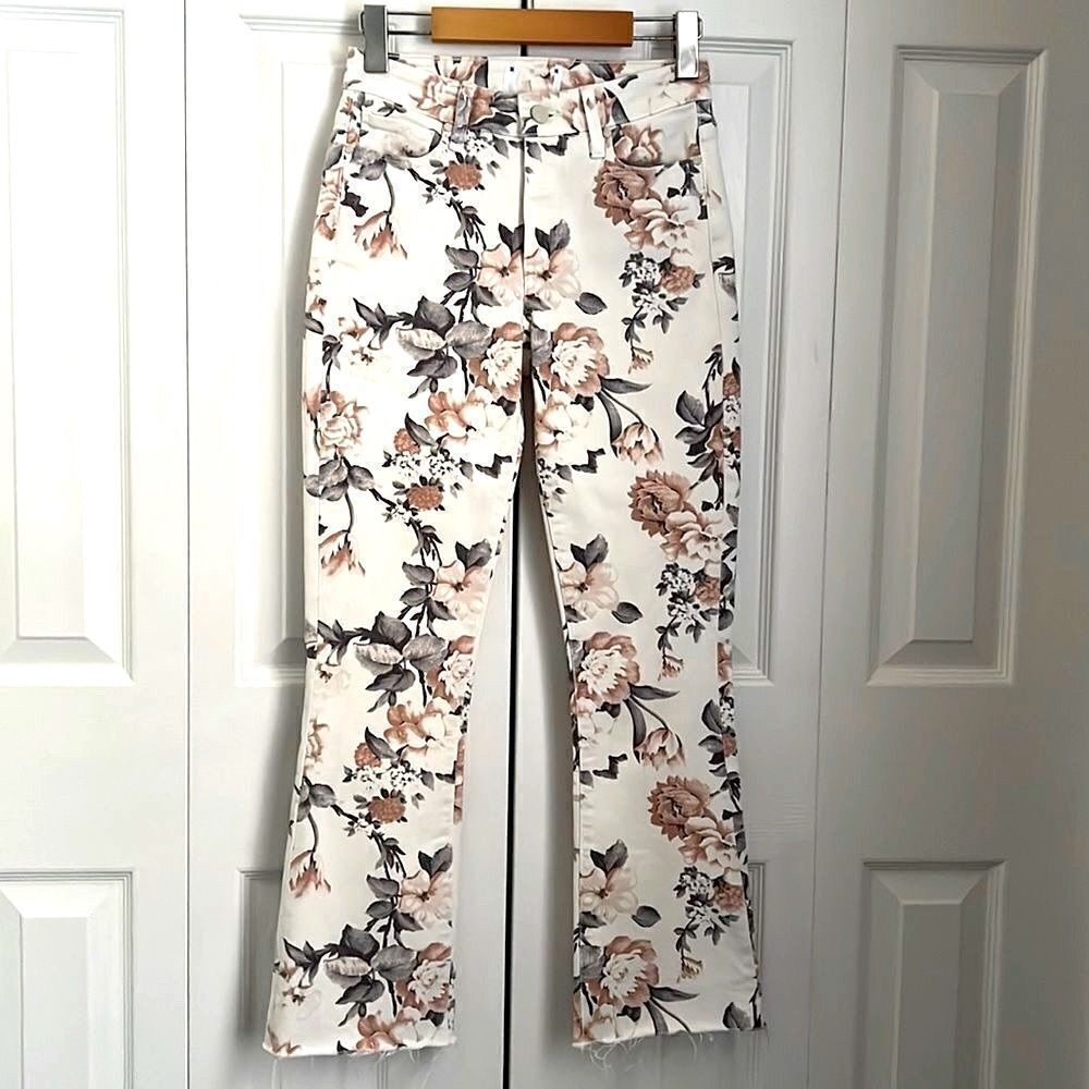 PAIGE COLETTE CROP FLARE FLOWERED JEANS SIZE 24